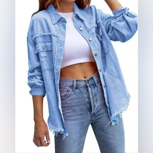 Women’s Light Blue Ripped Oversized Boyfriend Denim Jacket Size Large NEW
